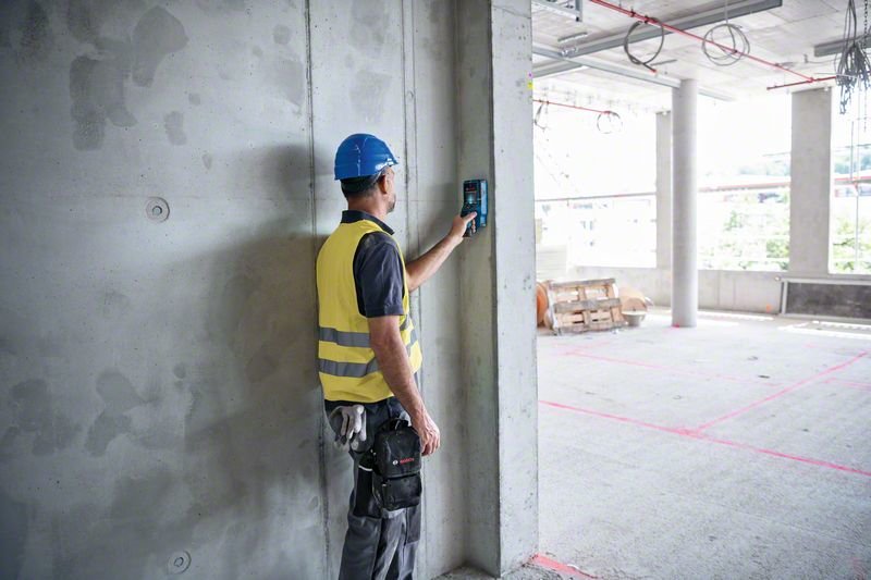 Bosch Professional Escáner De Pared D-Tect 200 C Professional, 12 V, Dispositivo De Seguimiento Azul/Negro, Batería De Iones De Litio De 2,0 Ah, En L-Boxx 601081601