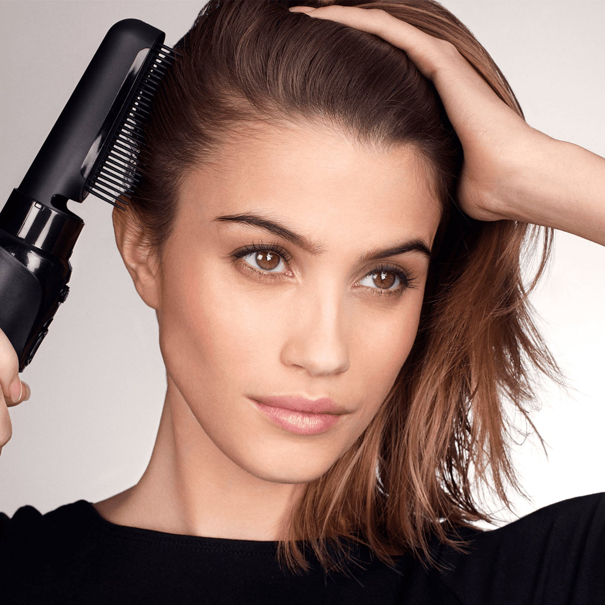 EAN 3030050182415 - Braun Satin Hair 7 AS720 Cepillo de aire caliente Caliente Negro 700 W 2 m imagen 6