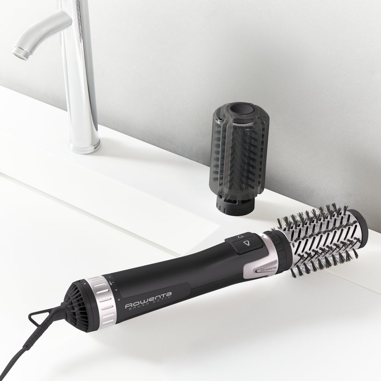 EAN 3121040089392 - Rowenta Brush Activ' Dry & Style CF9550 Cepillo de aire caliente Caliente Negro 1000 W 1,8 m imagen 5