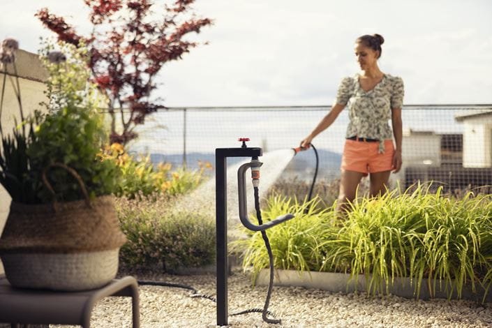 Gardena Soporte Para Manguera Liano Tapfix