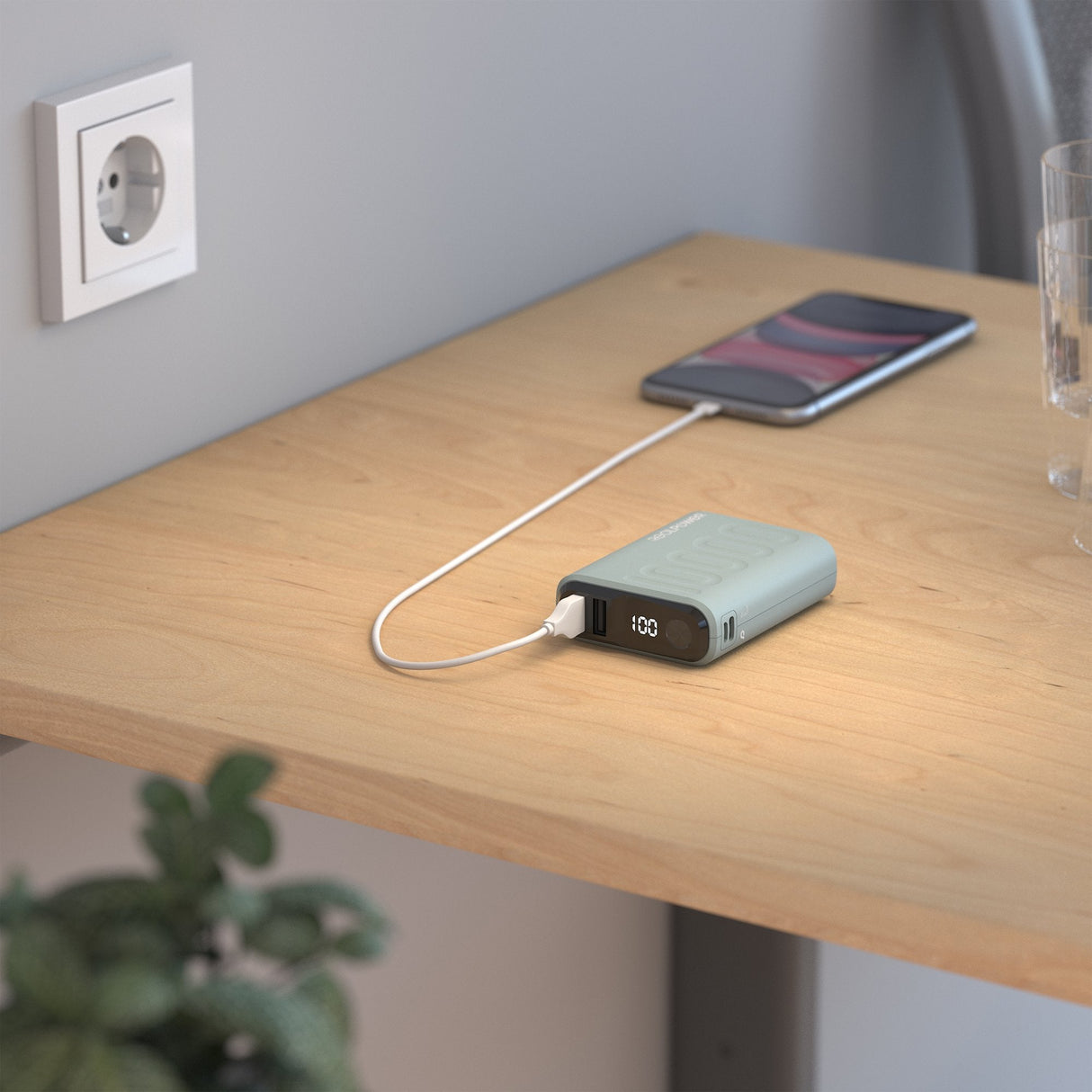 Batería Externa Realpower Pb-10000 Pd Nutopia