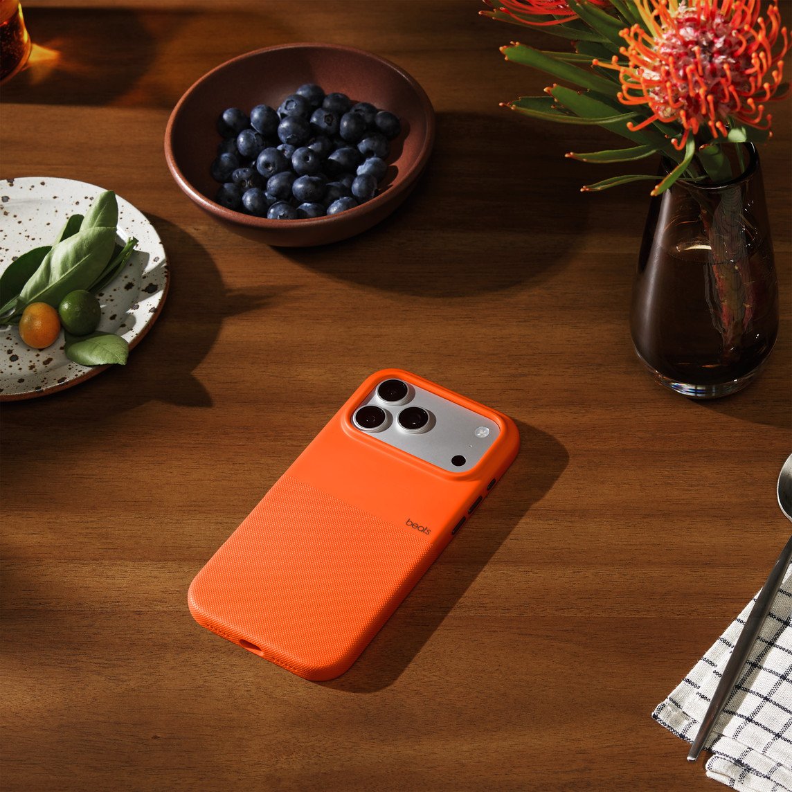 EAN 195950658996 - Apple MGJC4LL/A funda para teléfono móvil 17,5 cm (6.9") Naranja imagen 3