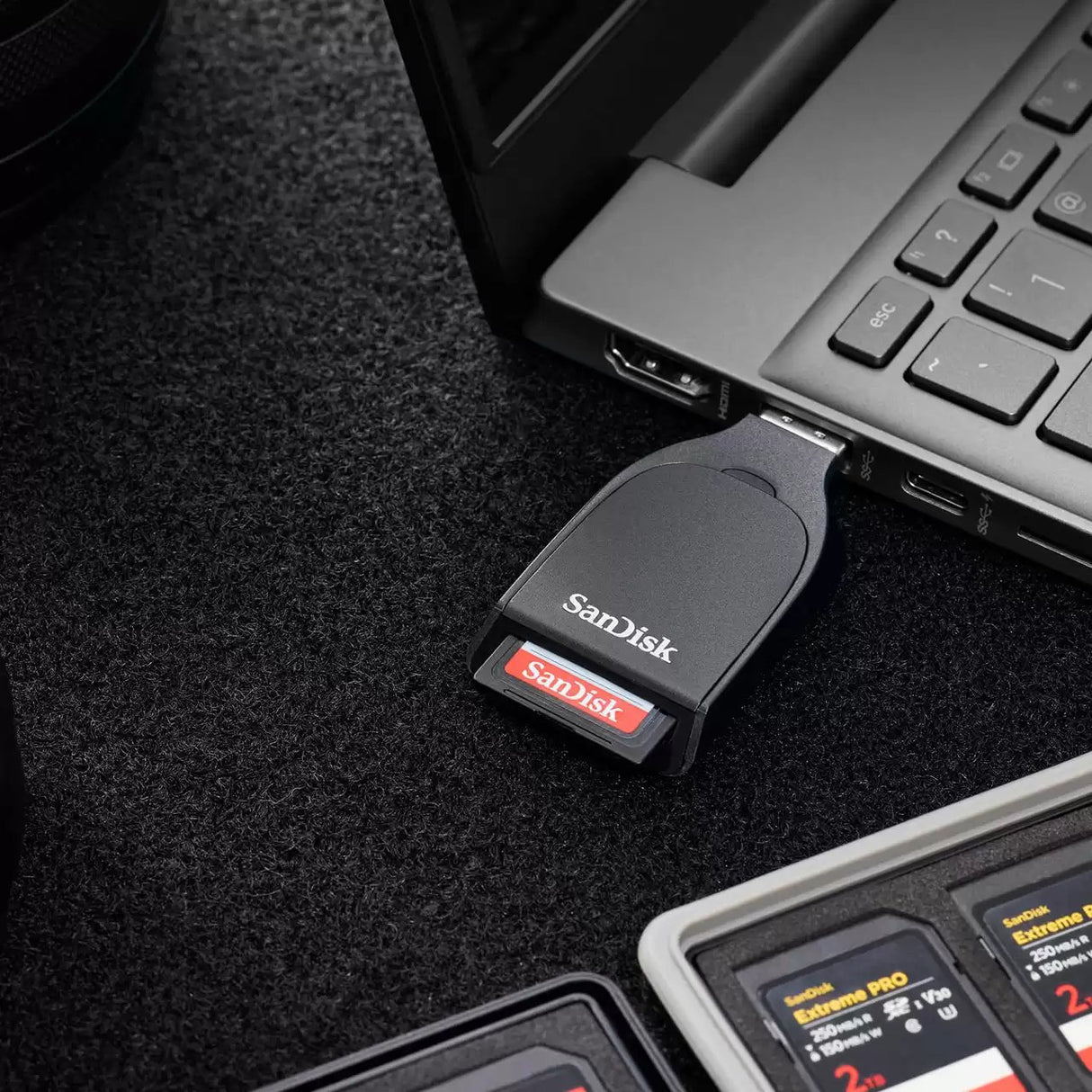 EAN 0619659214838 - SanDisk SDDR-C731-GNANN lector de tarjeta USB 3.2 Gen 1 (3.1 Gen 1) Type-A Negro imagen 4