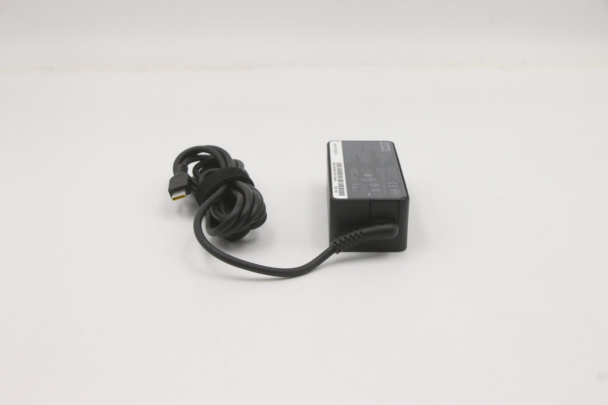 EAN 5704174263333 - Lenovo 5A10W86243 adaptador e inversor de corriente Interior 45 W Negro imagen 4