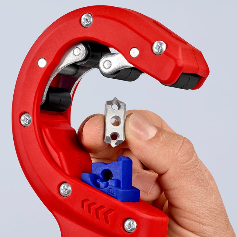 EAN 4003773087809 - Knipex 90 23 01 BK cortatubos manual Cortador para tubos imagen 44