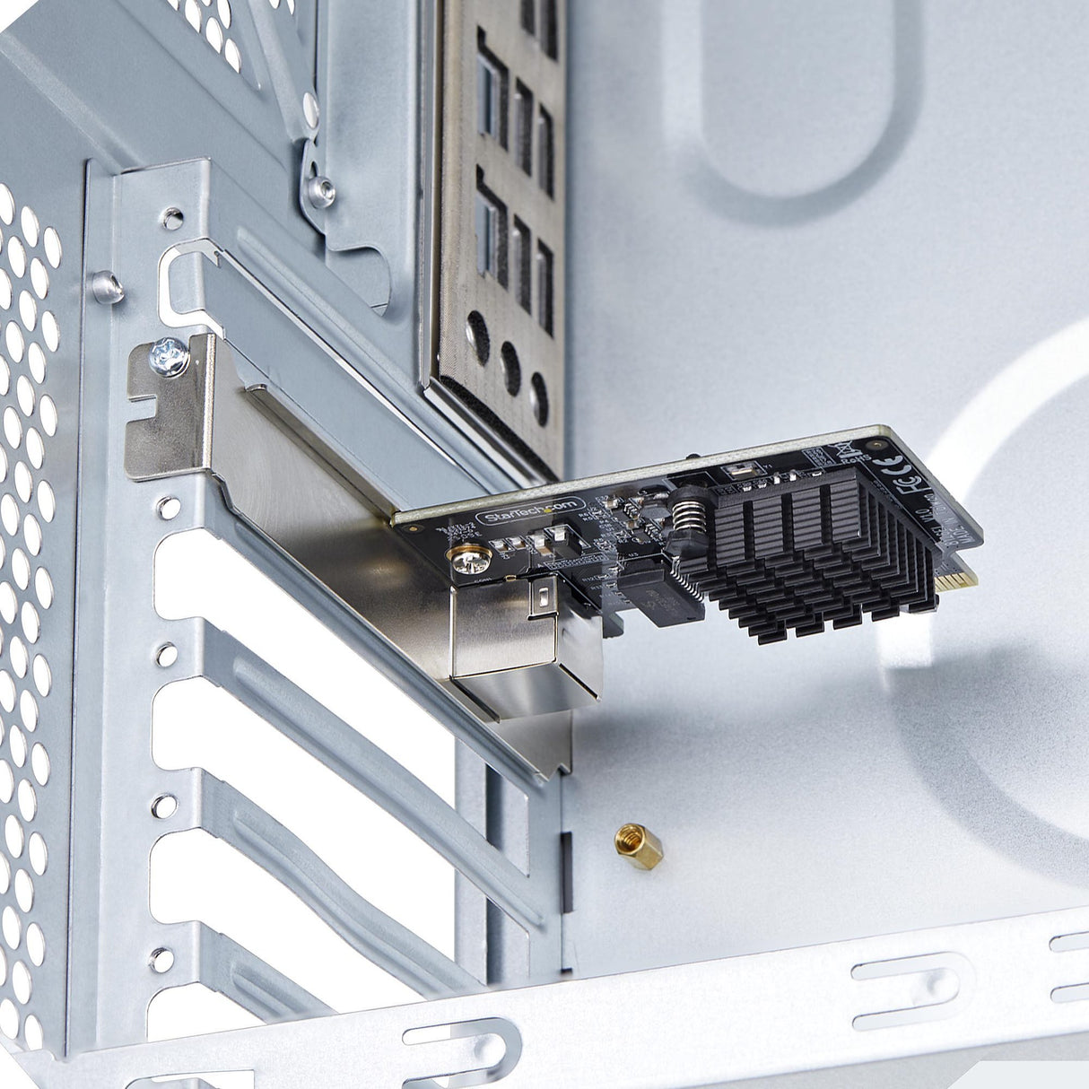 EAN 65030911337 - StarTech.com PR15GR-NETWORK-CARD adaptador y tarjeta de red Interno 5000 Mbit/s imagen 7