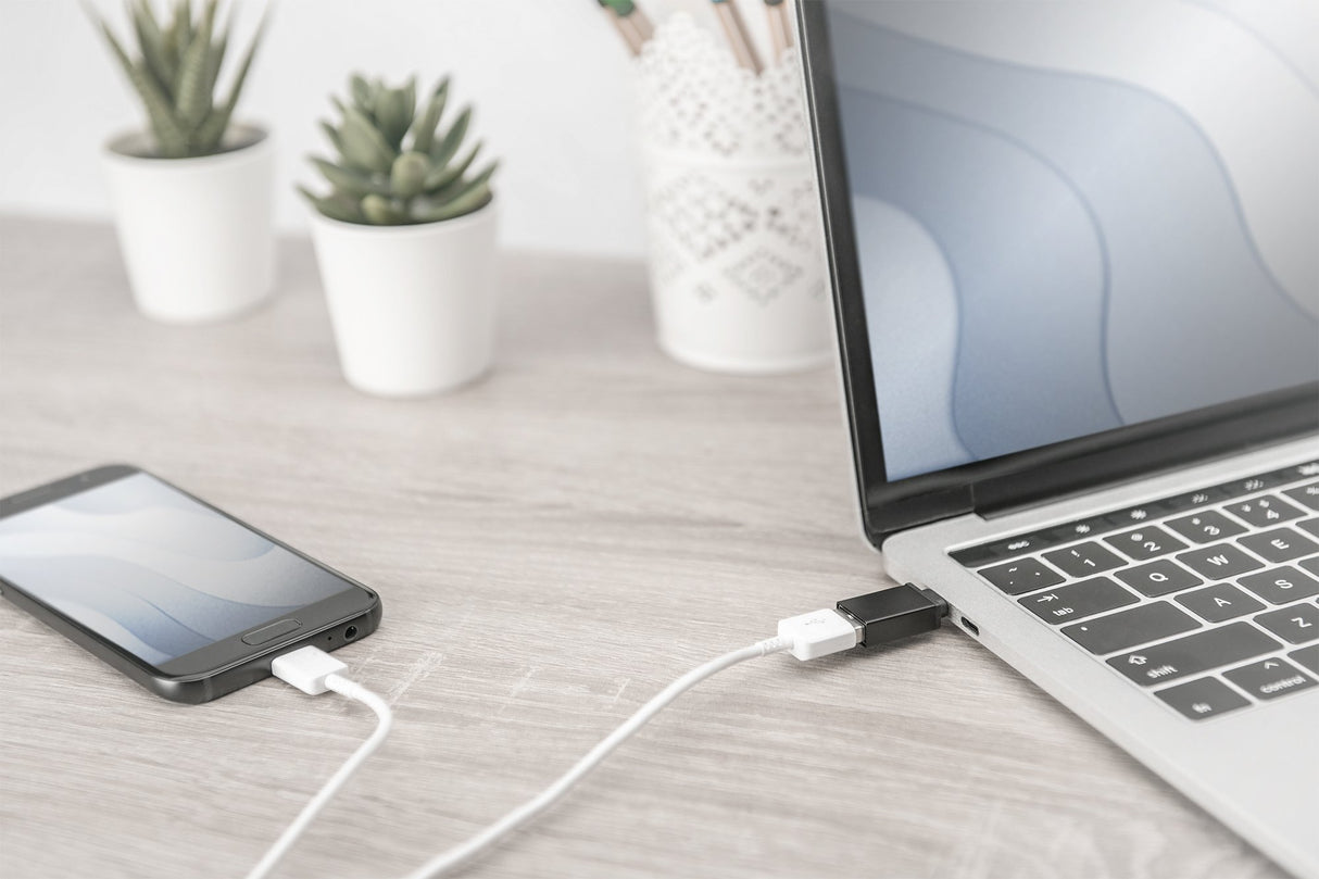 EAN 4016032370802 - Digitus AK-300506-000-S cambiador de género para cable USB C USB A Negro imagen 4