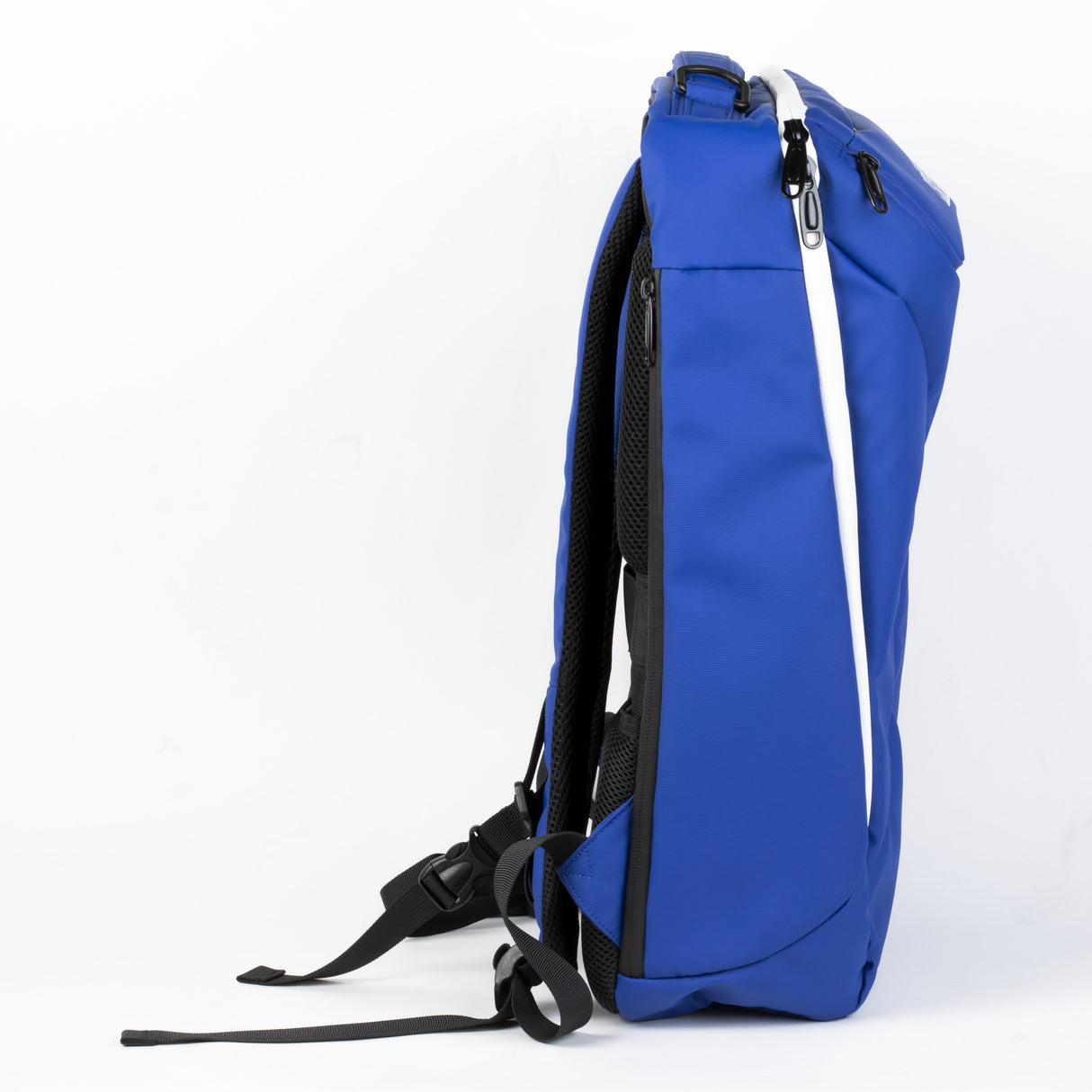 EAN 3328170287401 - Konix My Hero Academia Gaming 43,2 cm (17") Mochila Azul, Blanco imagen 3