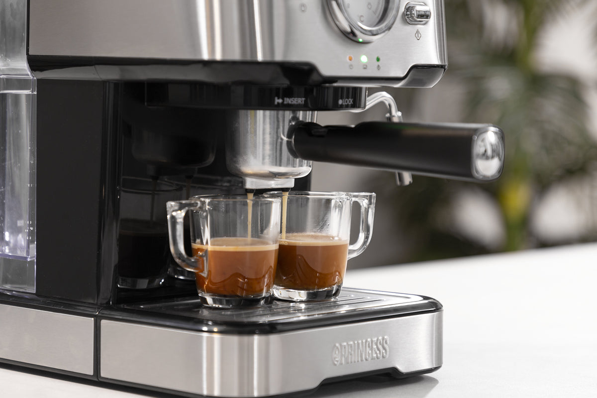 EAN 8713016094261 - Princess 249412 Manual Máquina espresso 1,5 L imagen 26