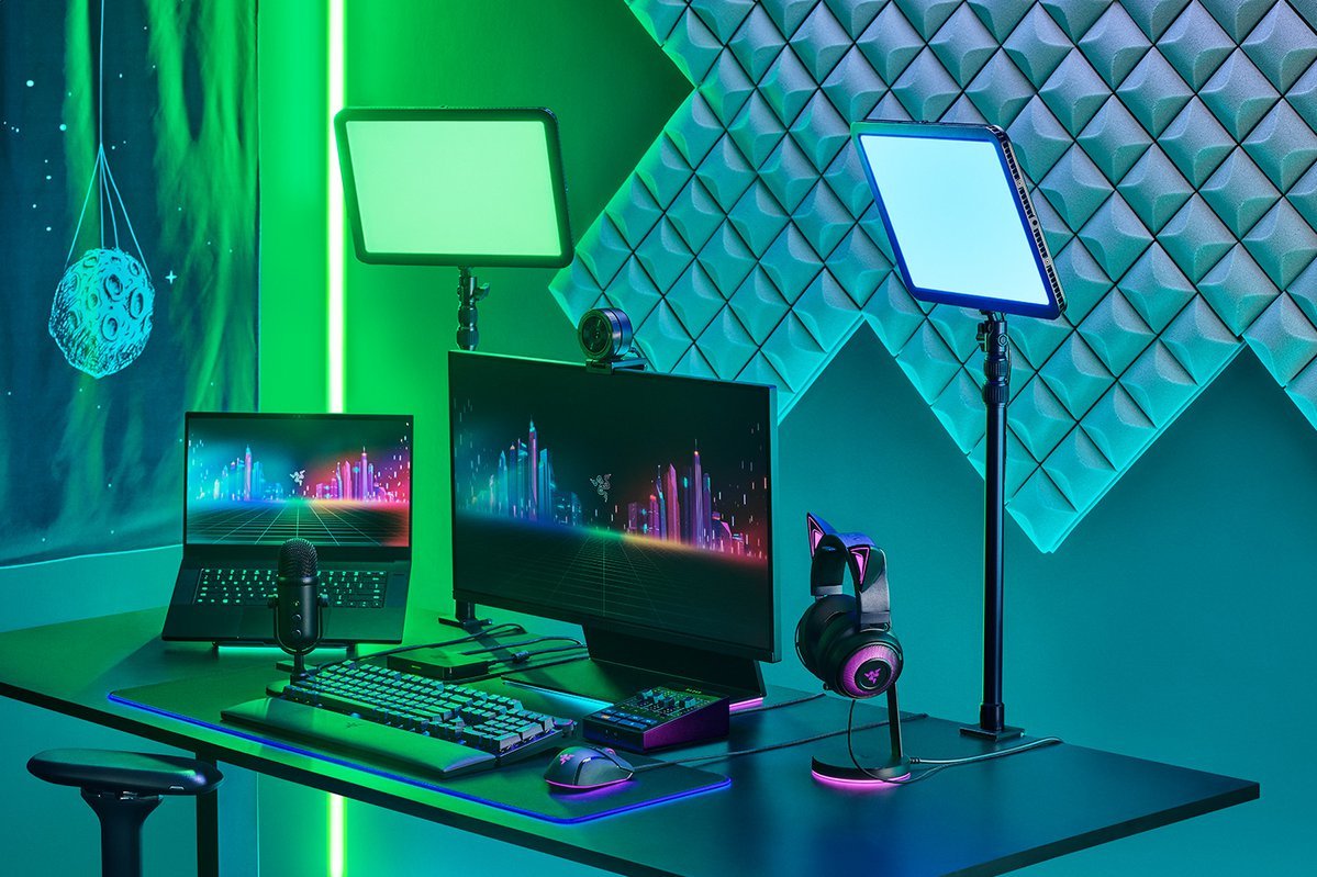 EAN 8886419377597 - Razer Key Light lámpara de mesa LED E Cromo imagen 3