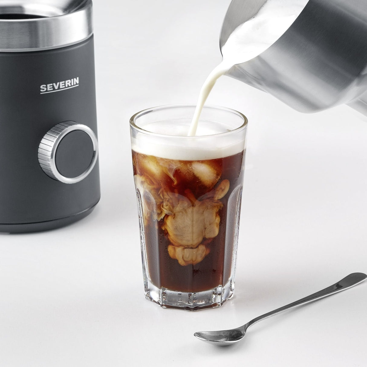 Espumador Severin Sm 3587, De Leche Negro/Acero Fino Cepillado