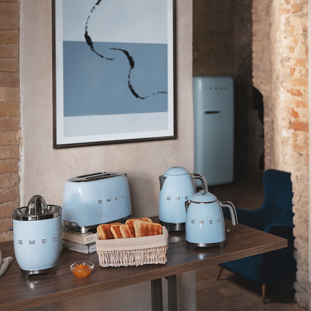 EAN 8017709189099 - Smeg TSF01PBEU tostadora 6 2 rebanada(s) 950 W Azul imagen 8