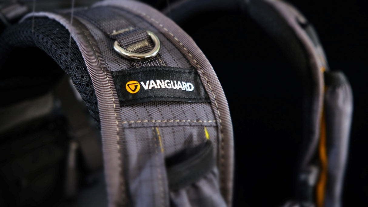 EAN 4719856250014 - Vanguard VEO ACTIVE42M GY estuche para cámara fotográfica Mochila Gris imagen 12