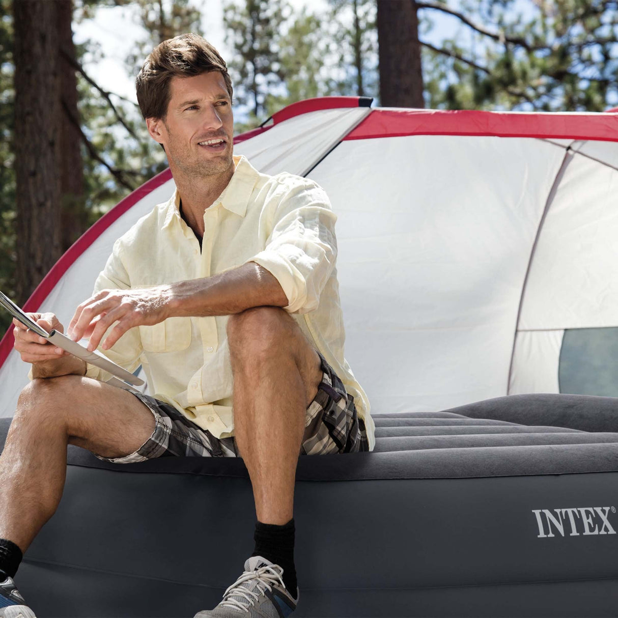 Cama Hinchable Interior/Exterior 152x203x42cm Dura-Beam Basic Intex