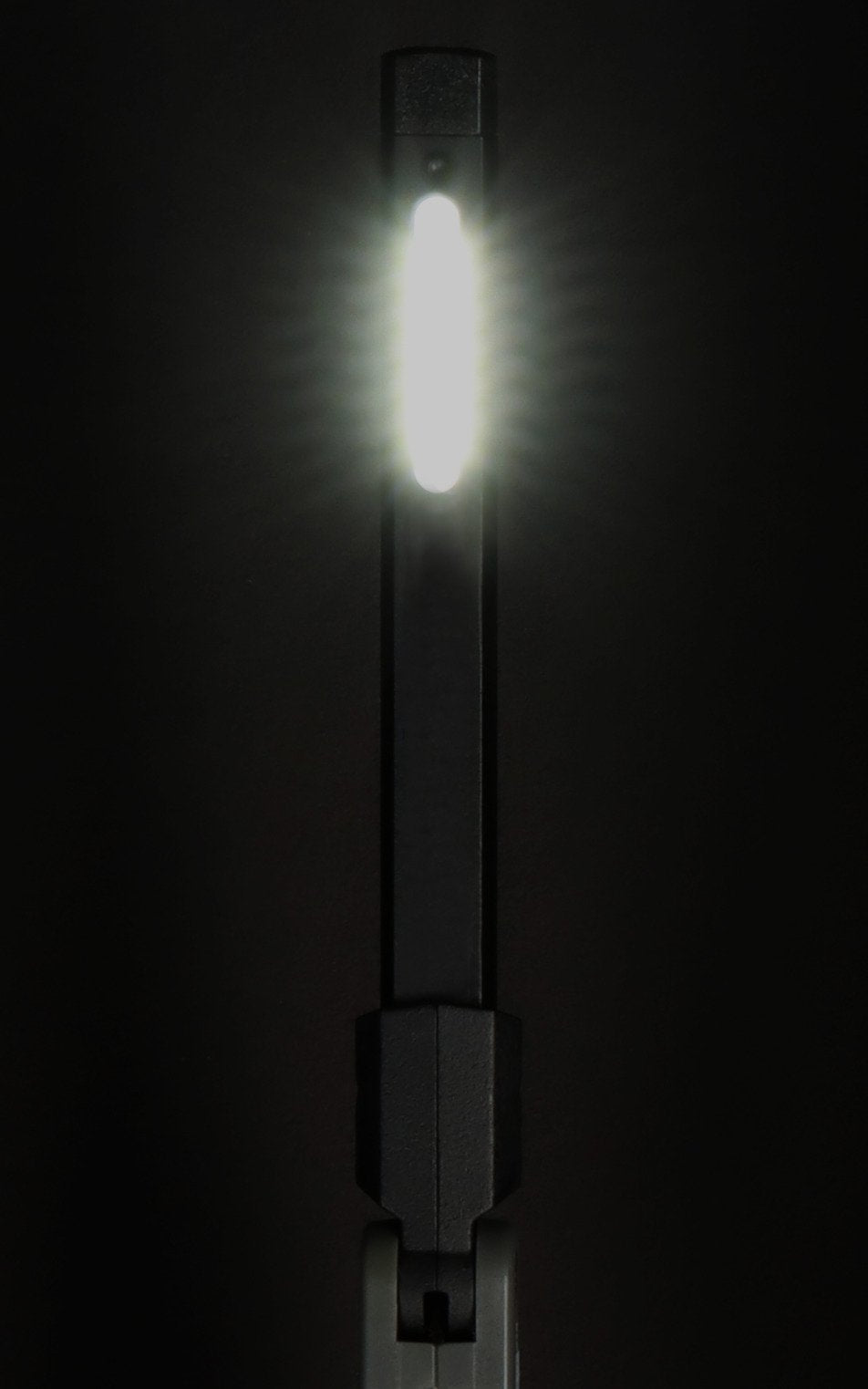 EAN 4007123691937 - Brennenstuhl 1173730002 luz de trabajo Negro, Gris LED 3 W imagen 6