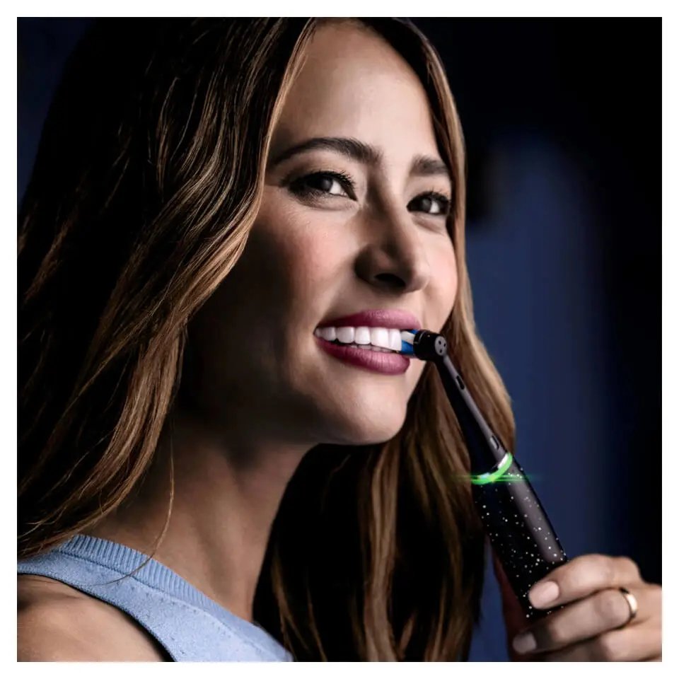 EAN 4210201435587 - Oral-B iO Series 10 Adulto Cepillo dental oscilante Negro imagen 3