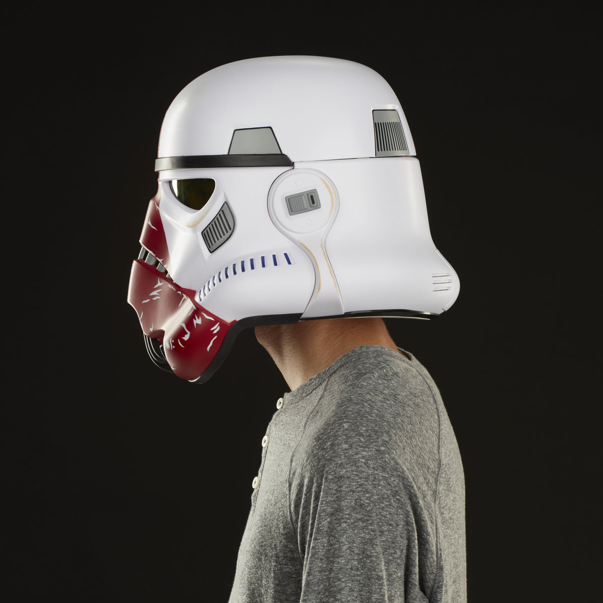 Casco Electrónico Incinerator Stormtrooper De Star Wars
