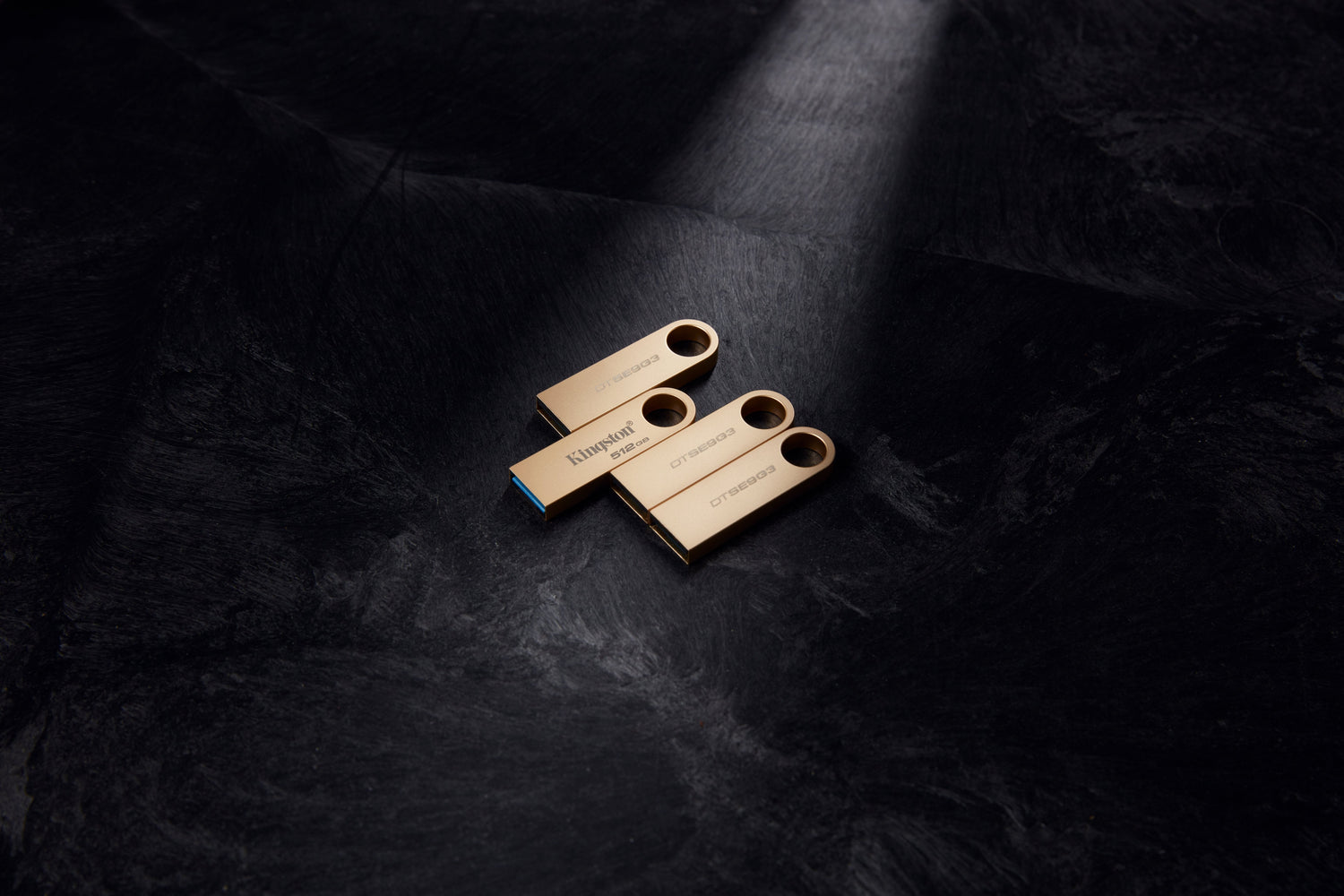 EAN 0740617341379 - Kingston Technology DataTraveler SE9 G3 unidad flash USB USB tipo A 3.2 Gen 1 (3.1 Gen 1) Oro imagen 7