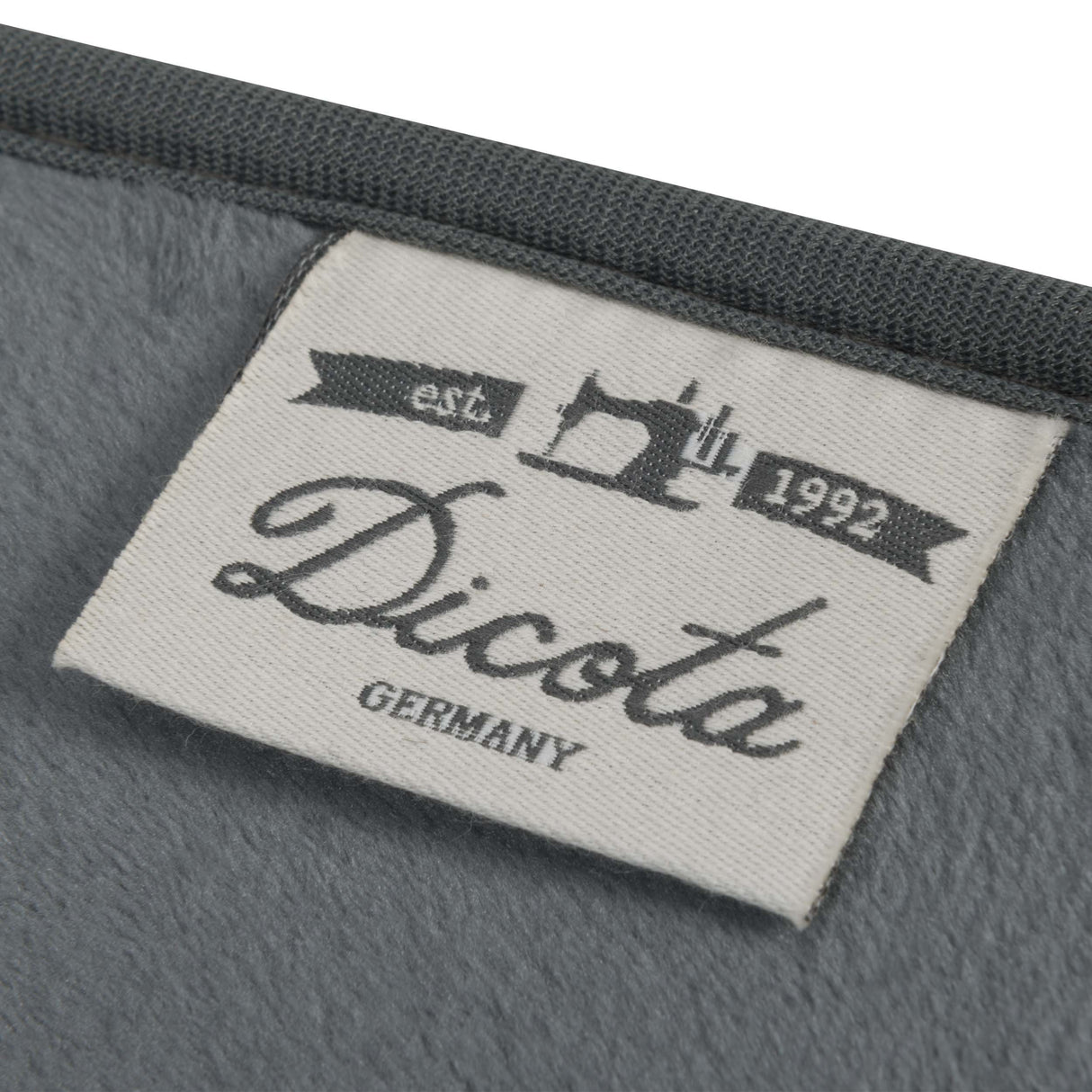 EAN 7640158669365 - DICOTA D31751 maletines para portátil 33 cm (13") Funda Gris imagen 7