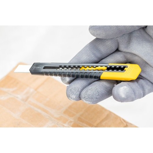 EAN 3253561101502 - Stanley 1-10-150 cúter Negro, Amarillo Cúter de cuchillas intercambiables imagen 5