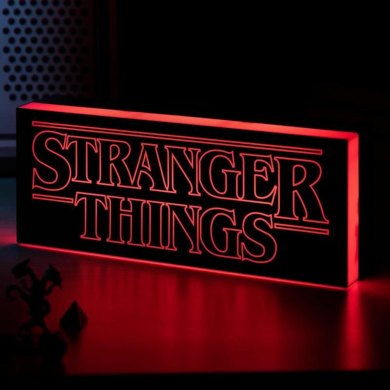 Lampara Paladone Sranger Things Logo Rectangular