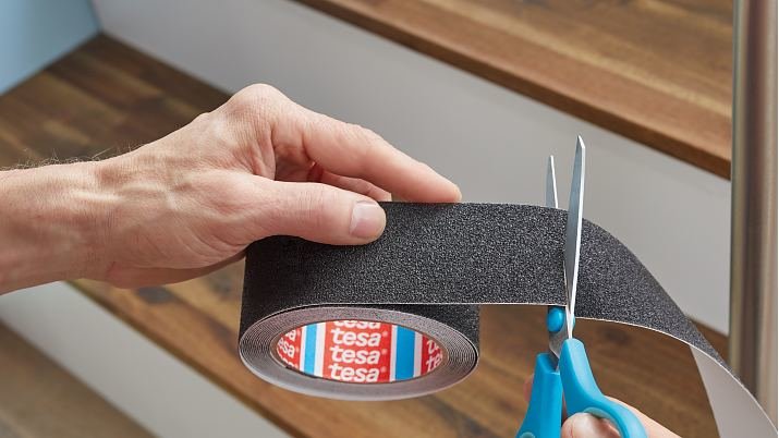 Cinta Antideslizante Tesa 5m 50mm Negra