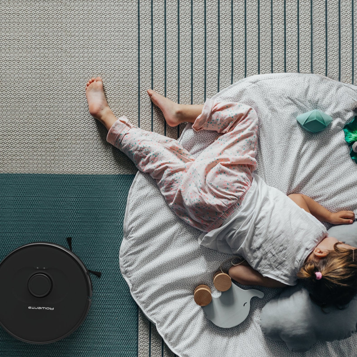 EAN 3221616043244 - Rowenta X-Plorer RR8575 Sin bolsa Negro imagen 2