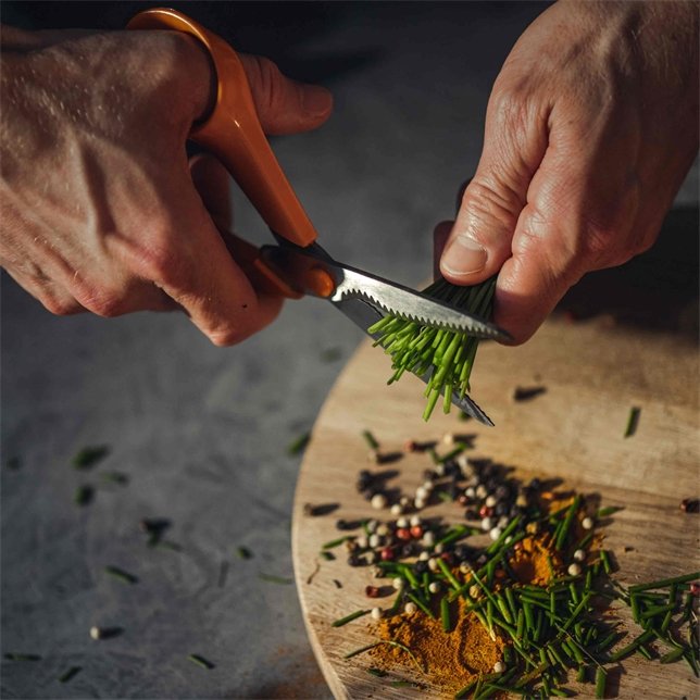 Fiskars Tijera De Cocina 18 Cm Naranja, Acero Inoxidable Hierba