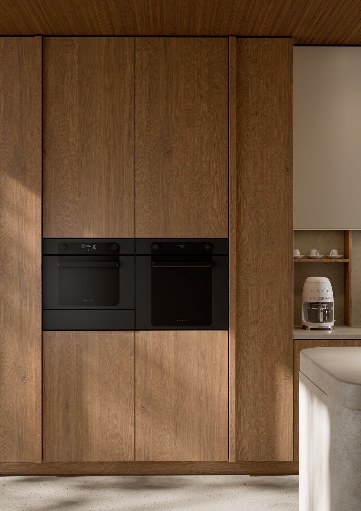 EAN 8017709280550 - Smeg DCF02WHEU cafetera eléctrica Totalmente automática Cafetera de filtro 1,4 L imagen 18