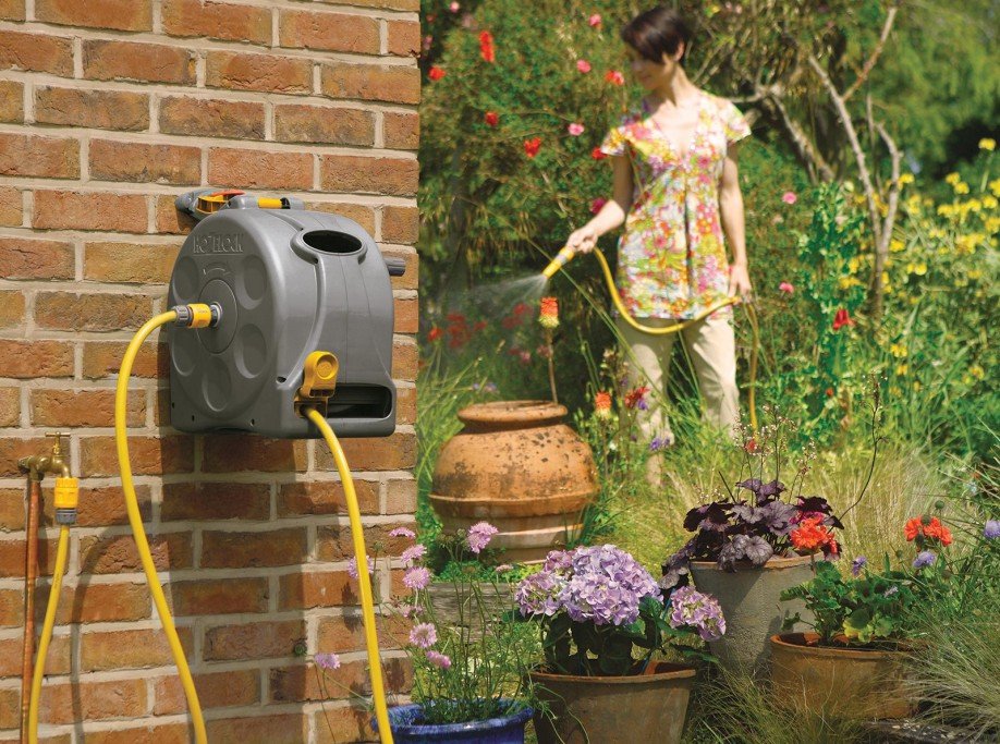 Portamanguera Compact Reel Con 25m. De Manguera 2415r0000 Hozelock