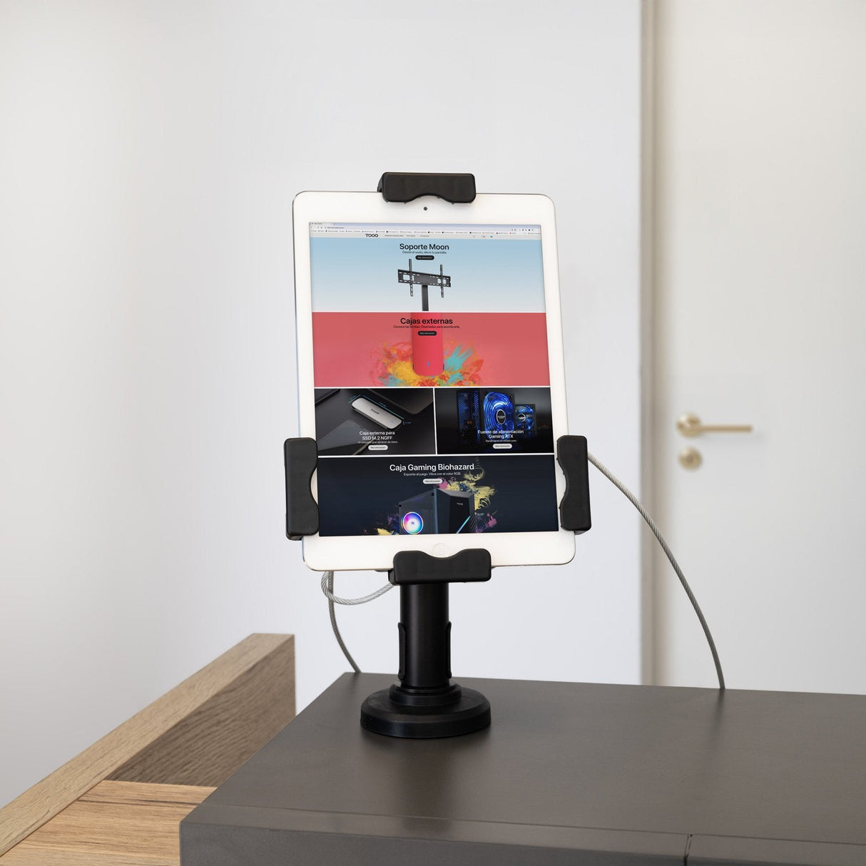 EAN 8433281016354 - TooQ TQTDS0812 soporte Soporte para tableta Tablet/UMPC Negro imagen 3