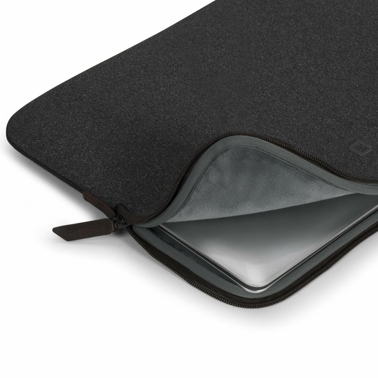 EAN 7640158669372 - DICOTA D31752 maletines para portátil 33 cm (13") Funda Antracita imagen 6
