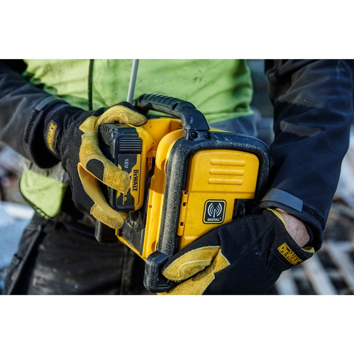 EAN 5035048459256 - DeWALT DCR020-QW radio Portátil Digital Negro, Amarillo imagen 6