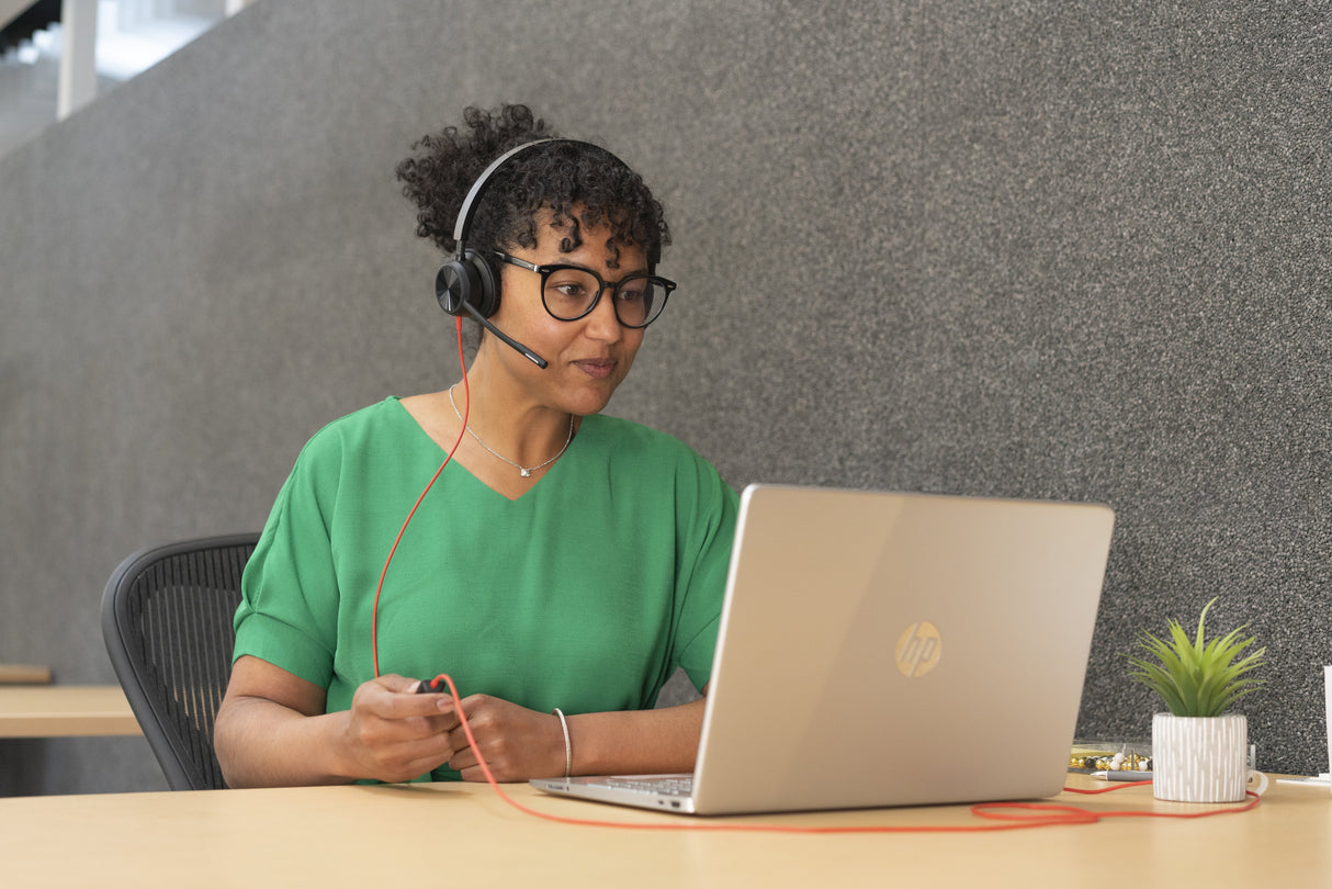 EAN 0197498429267 - HP Poly Blackwire 8225 Stereo Microsoft Teams Certified USB-C Headset +USB-C/A Adapter Alámbrico Diadema imagen 11