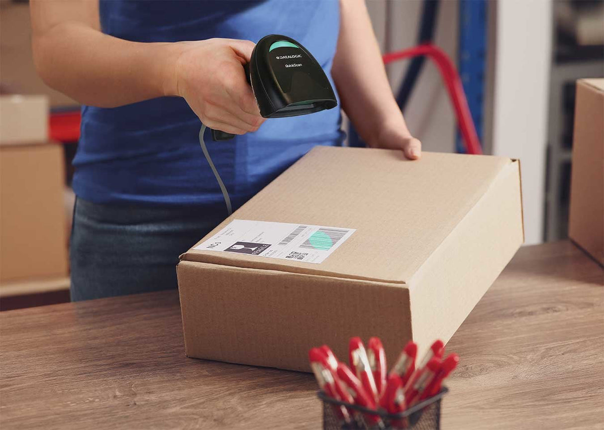 Quickscan I Qd2220 Kit Linear Imager Usb-Only Black (Kit Includes Scanner Usb Cable 90a052065 And Stand Std-Qw25-Bk)