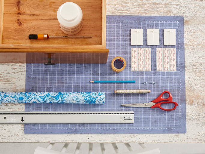 Tesa Adhesivo Para Uñas Ajumable Papel Pintado Y Yeso Hama 2kg 2uds.