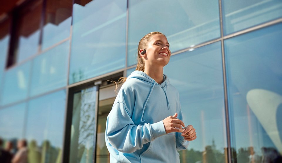 Auriculares Deportivos Bluetooth Philips Taa6709bk Con Estuche De Carga Autonomía 7h Negros Y Rojos