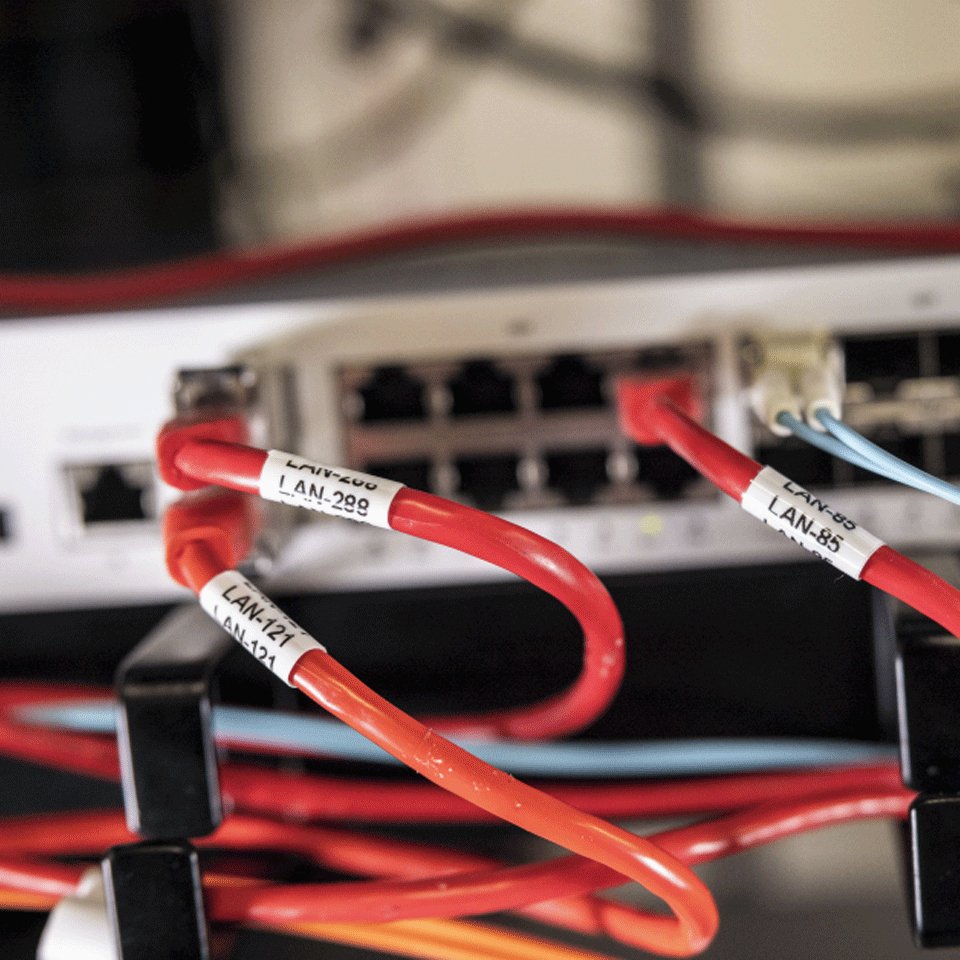 EAN 4977766834049 - Brother PT-E310BTVP impresora de etiquetas Transferencia térmica 180 x 180 DPI 20 mm/s Inalámbrico y alám imagen 5