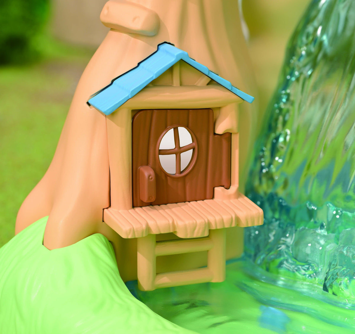 Sylvanian Families Playset Secret Forest Falls