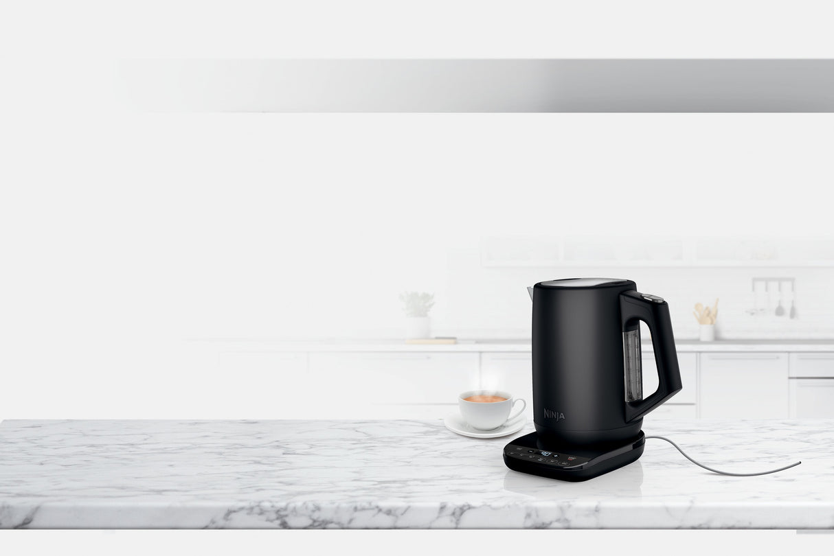 EAN 622356243292 - Ninja KT200EU tetera eléctrica 1,7 L 3000 W Negro imagen 10