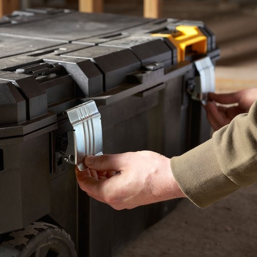 St. Box On Pro-Stack Wheels