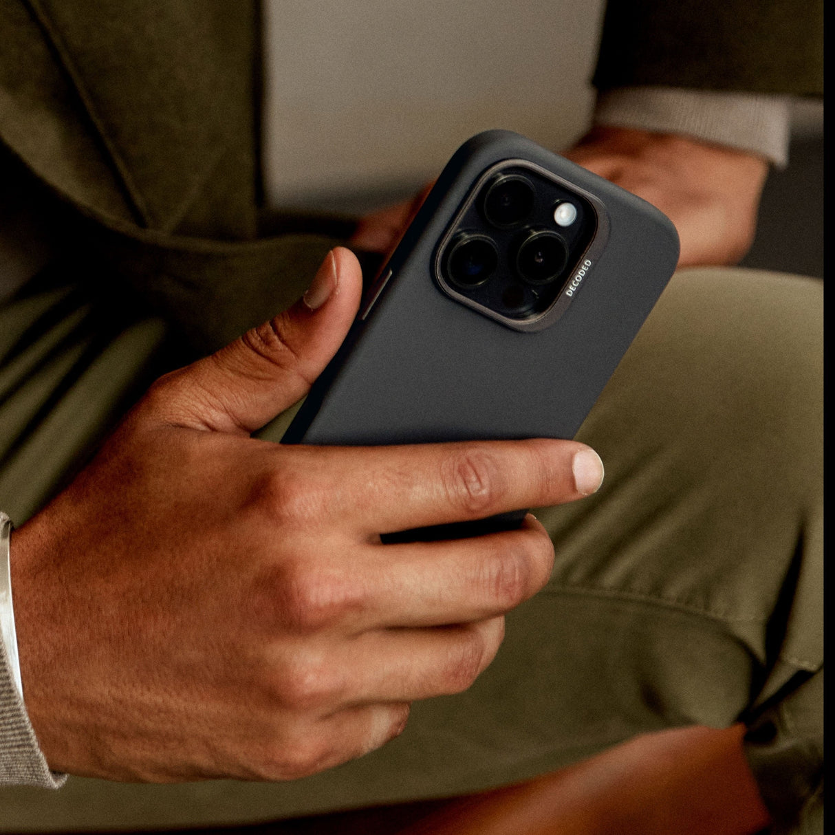 Decoded Leather Case Do Iphone 16 Pro Max Magsafe Negro