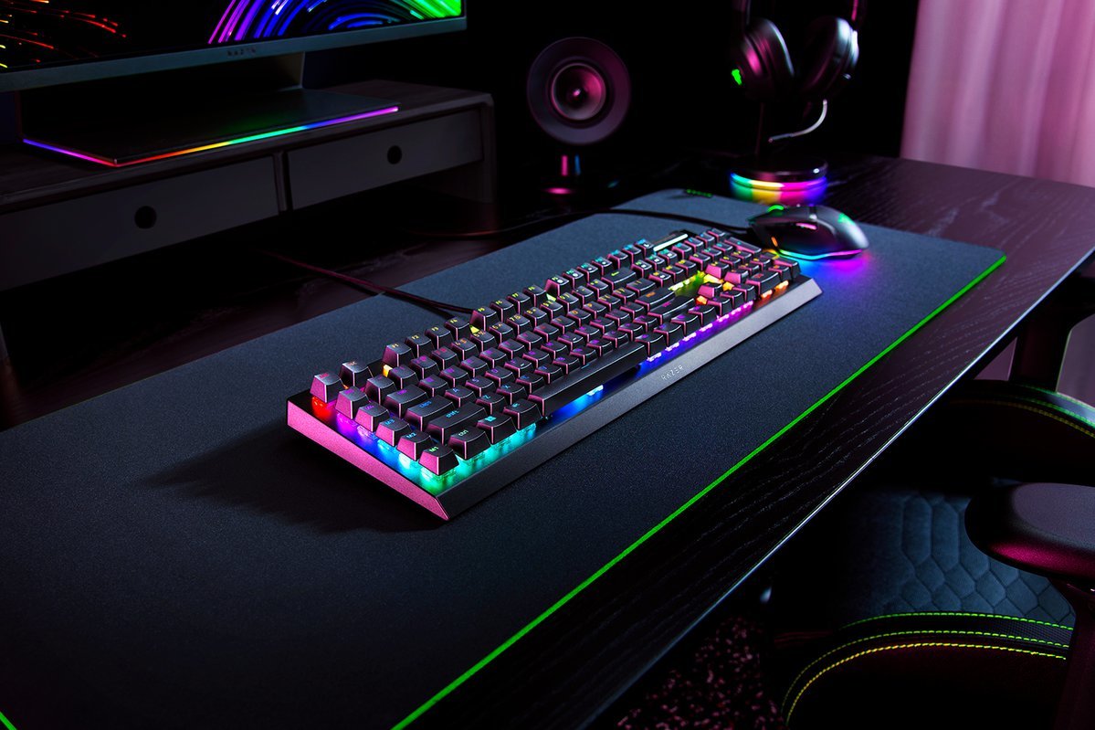 Teclado Con Cable Gamer Mecánico (Razer Green) Razer Blackwidow V4 X Rgb (Negro)