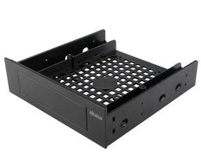 Akasa 5.25'' Front Bay Adapter For A 3.5'' Device/Hdd/2.5'' Hdd/Ssd