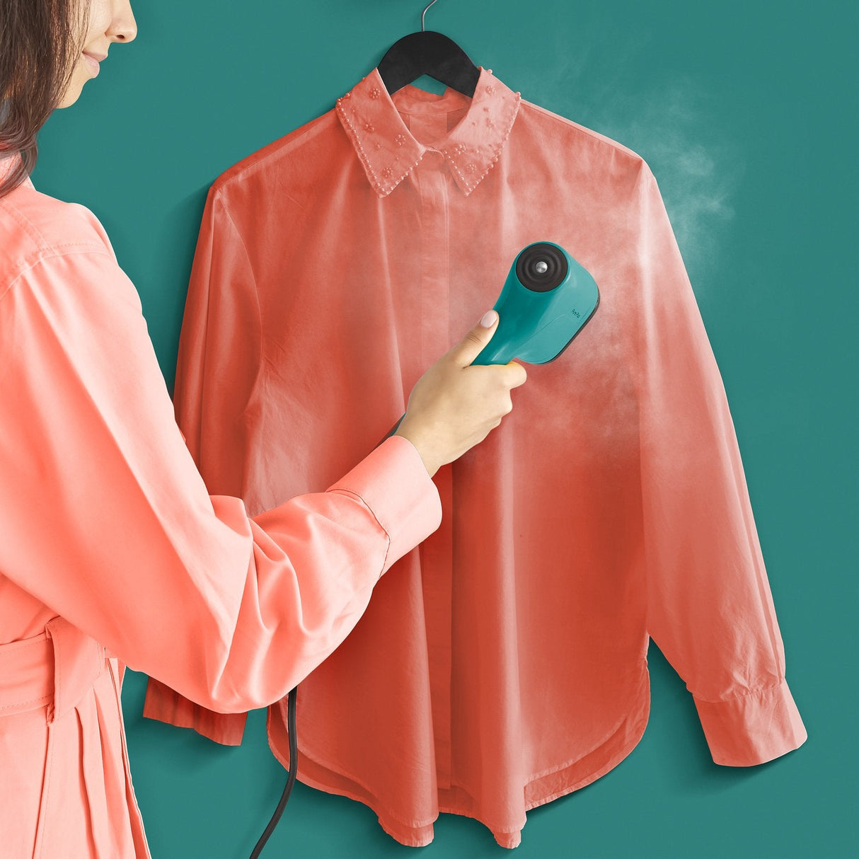 Vaporizador De Ropa Portátil Tefal Dt2026e1 Pure Pop, Potencia 1300 W, Depósito De Agua 0,07 L, Color Verde