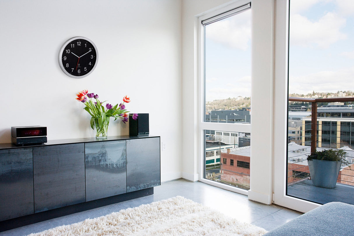 Reloj De Pared Tfa Analógico Xl Radiocontrolado Con Marco De Aluminio (Negro/Plata, Ø 40cm) 60.3545.01