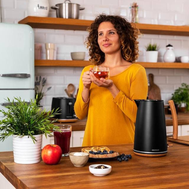 Cecotec Thermosense 400 Water Kettle, Black