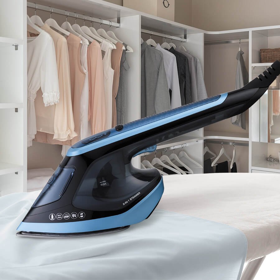 EAN 4820096553084 - Maestro MR-315C vaporizador para ropa Vaporizador manual de prendas 0,18 L 1800 W Negro, Azul imagen 2