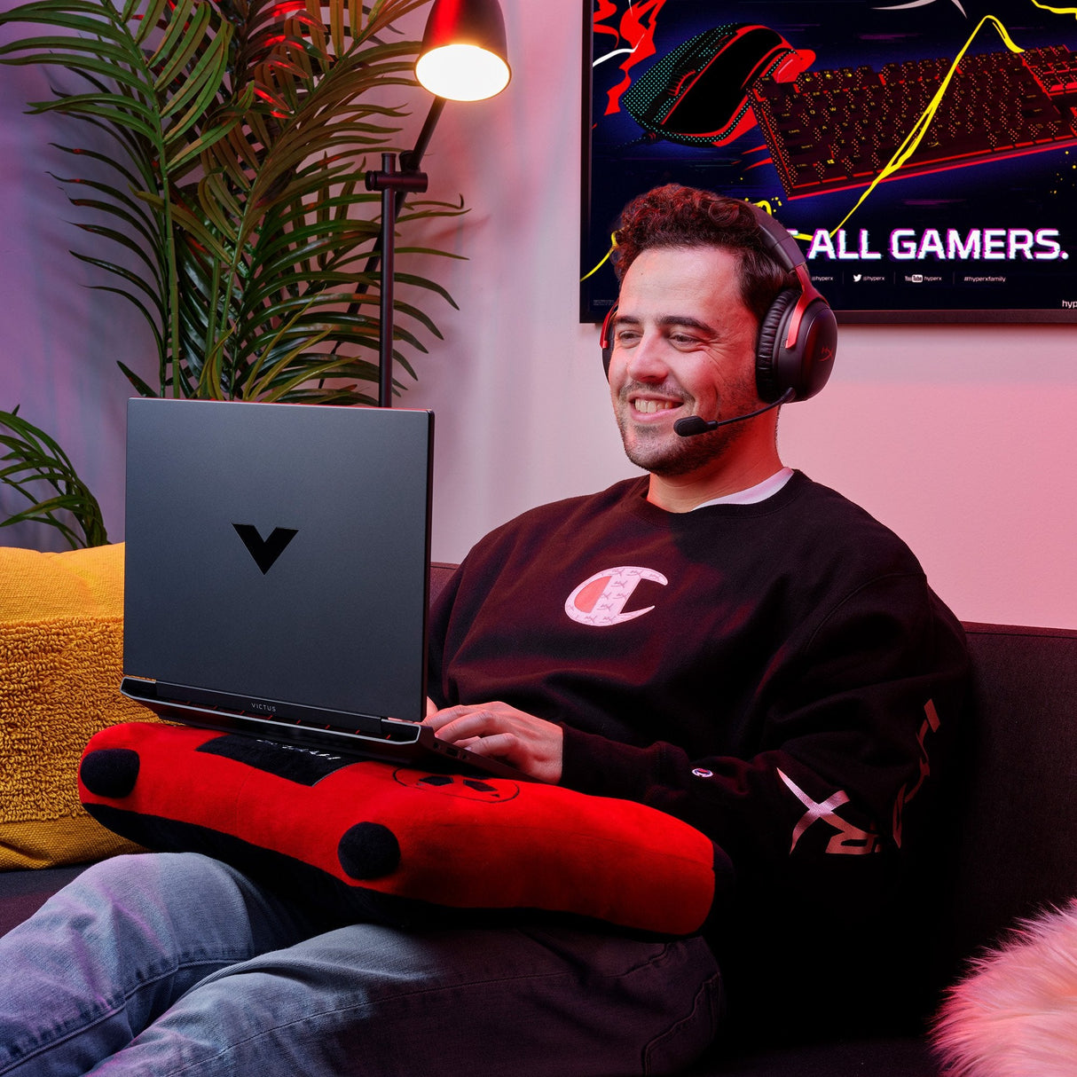 EAN 0197029611734 - HyperX Cloud III Wireless BLK/RED GAM HEADSET Inalámbrico y alámbrico Diadema Juego USB tipo A Negro, Roj imagen 6