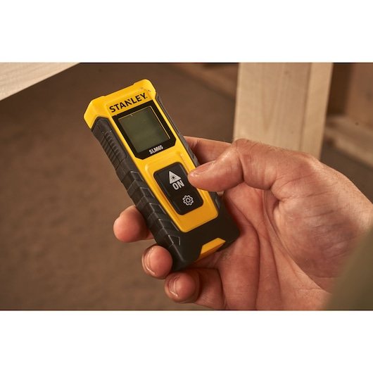 EAN 3253560770655 - Stanley SLM65 Medidor láser de distancias Negro, Amarillo 20 m imagen 21